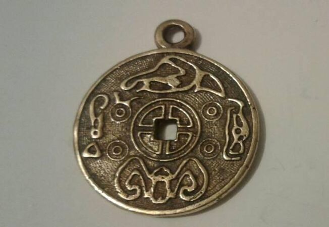 Imperial amulet for good luck and wealth