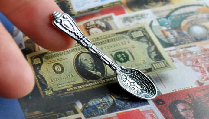 spoon cloth for money